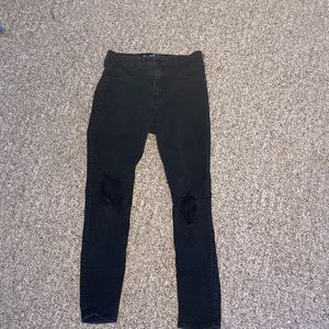 Black high rise skinny jeans from Hollister